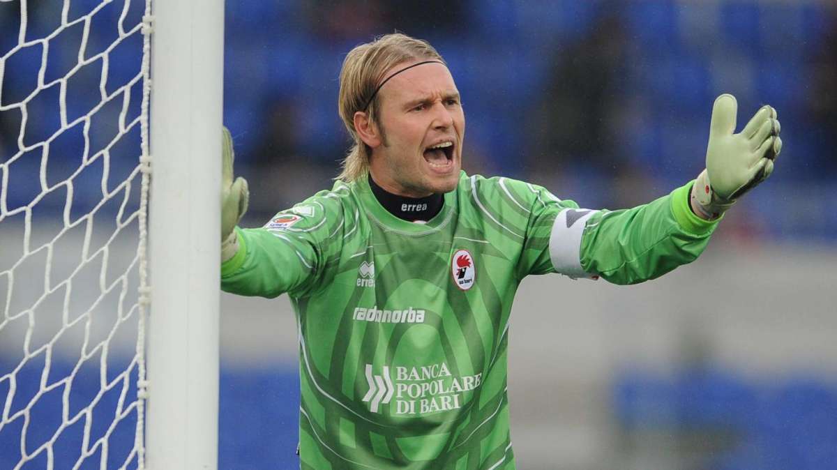 CdS - Gillet: "Scontri negli spogliatoi? Non mi interessa"