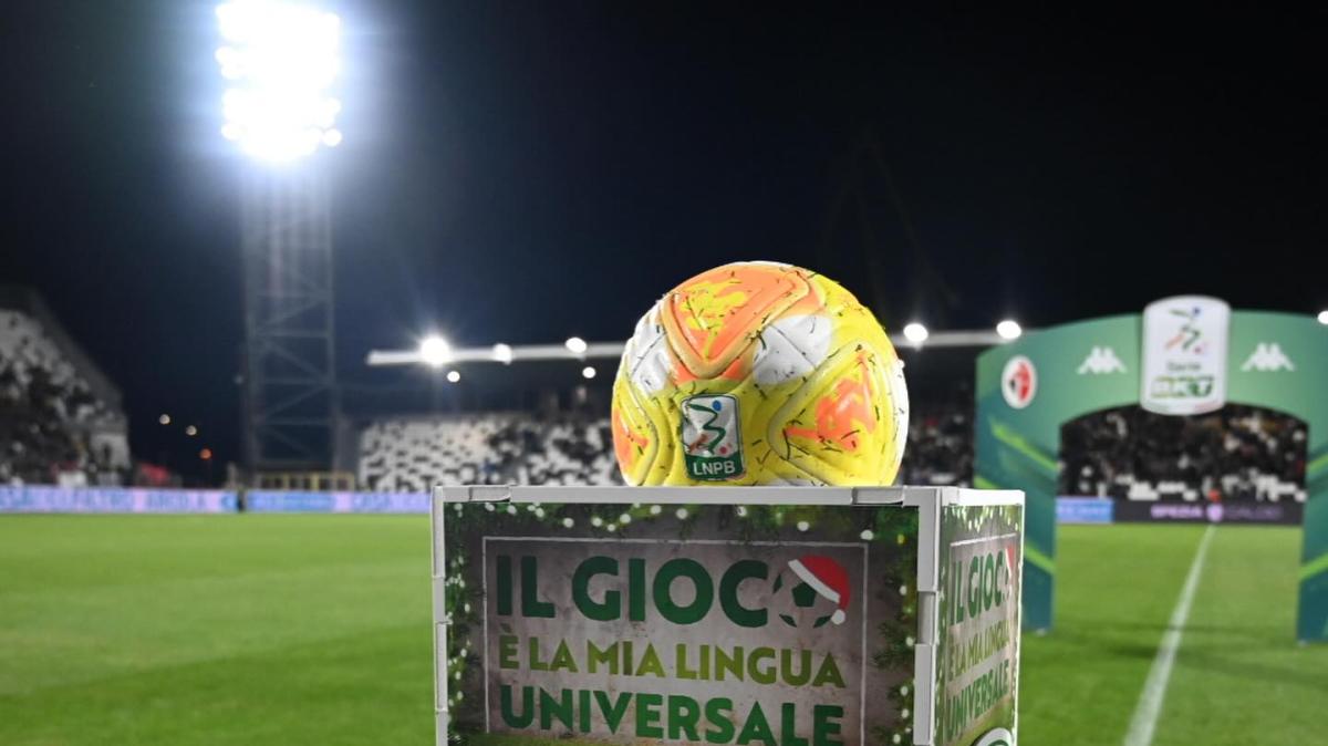 Bari come Samp e Spezia: quando i verdetti del campo ribaltano i pronostici estivi
