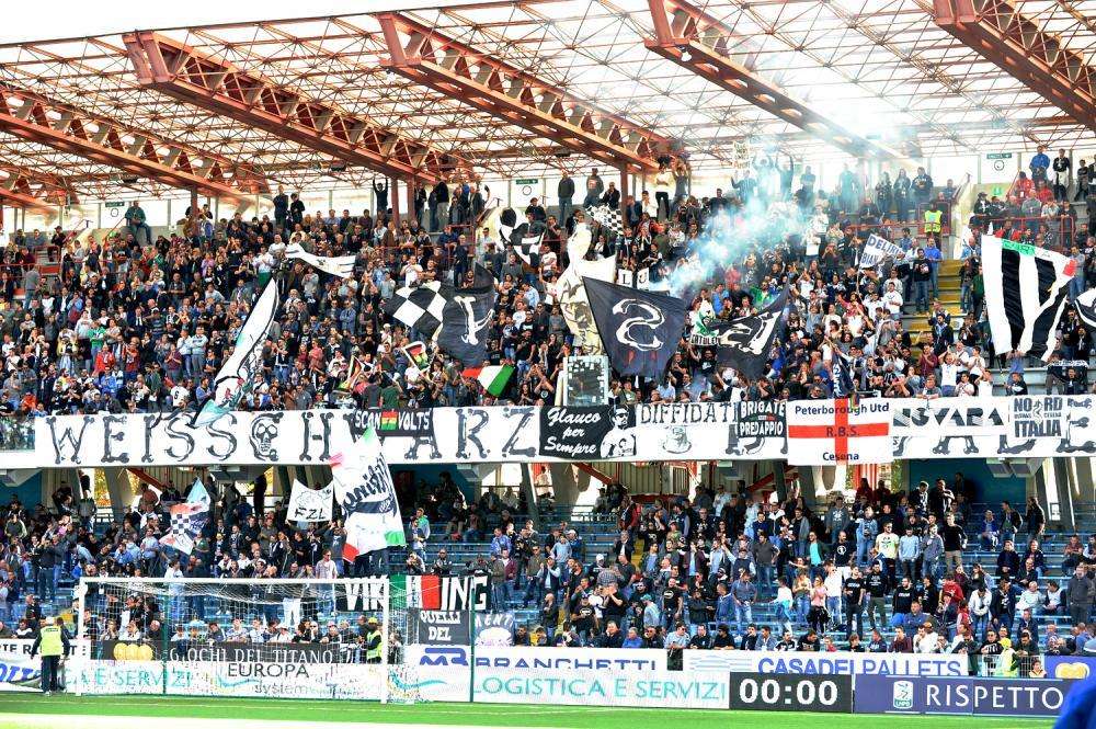 Bari, col Cesena in posticipo serale. Il programma