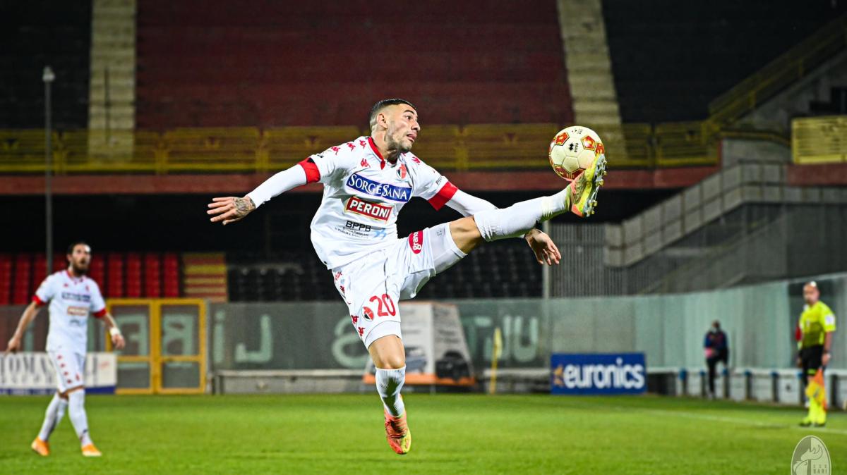 L'ex Citro al Bisceglie. Nel comunicato, il club ricorda un suo gol in biancorosso 