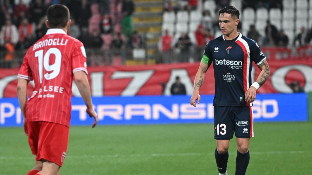 Mantovani: "Testa bassa e pedalare. Siamo vivi e ci crediamo fino alla fine"