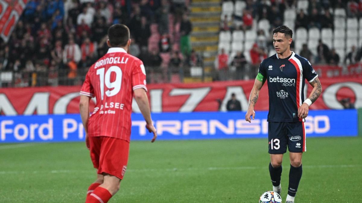 Galletti sconfitti. Il CdS ammonisce: "Lasciato il coraggio altrove". Tuttosport: "Bari inguaiato"