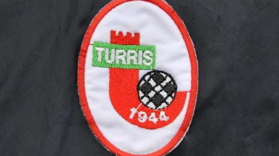 Turris, Longo: "Non c'è il Bari: dobbiamo vincere il campionato"