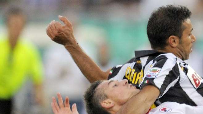 Distrazione per S. Masiello. Almiron ancora a parte
