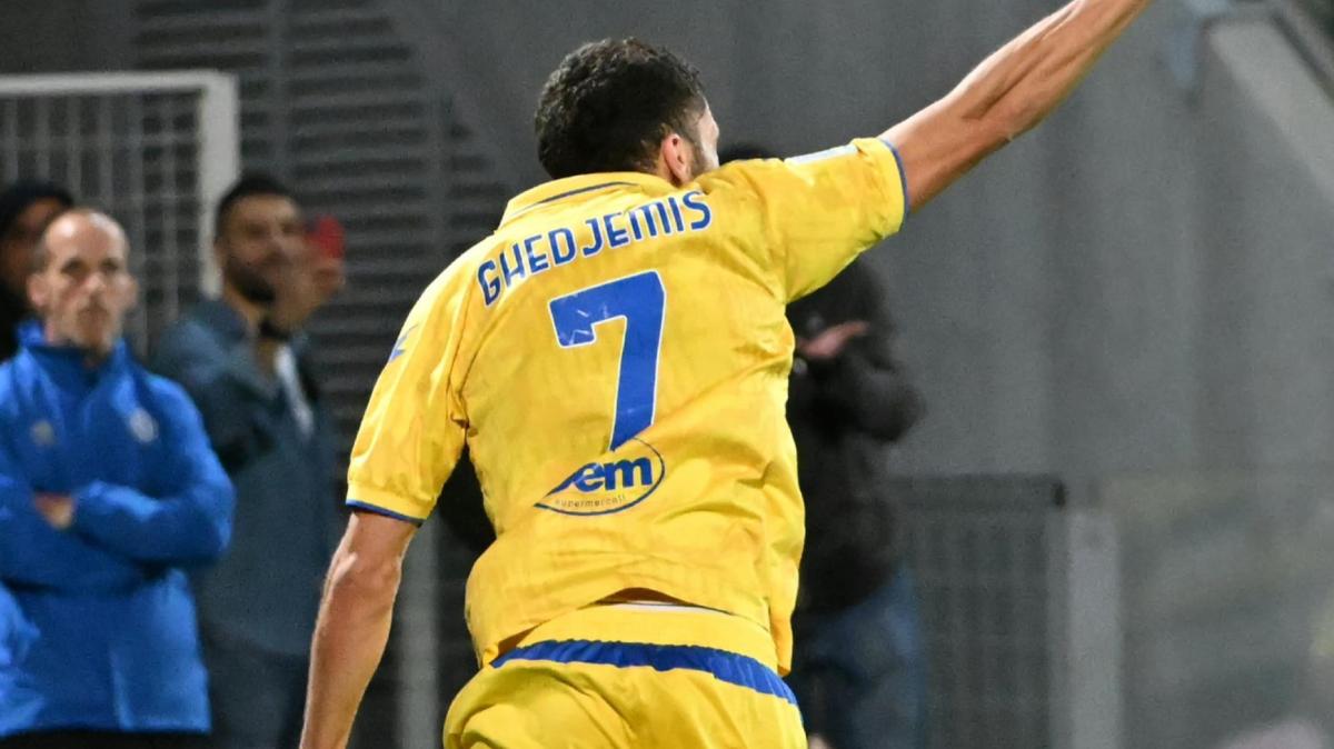 Occhio a Farès Ghedjemis: la freccia del Frosinone che può far male al Bari