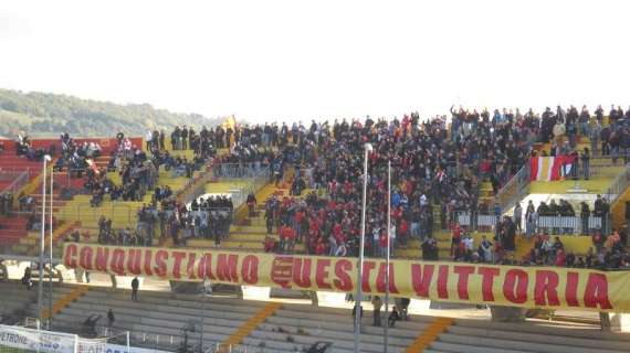 SEGUI IL NS. LIVE: BENEVENTO-Avellino:2-2...(10° Cia 39° Pintori 18°st.De Angelis rig. 42°st. D'Angelo)..FINALE 2°tempo.....in diretta dal "Ciro Vigorito"