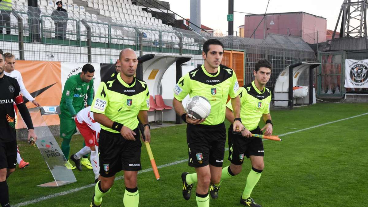 NEWS TB: Niccolò Baroni è l' arbitro di Benevento - Ternana