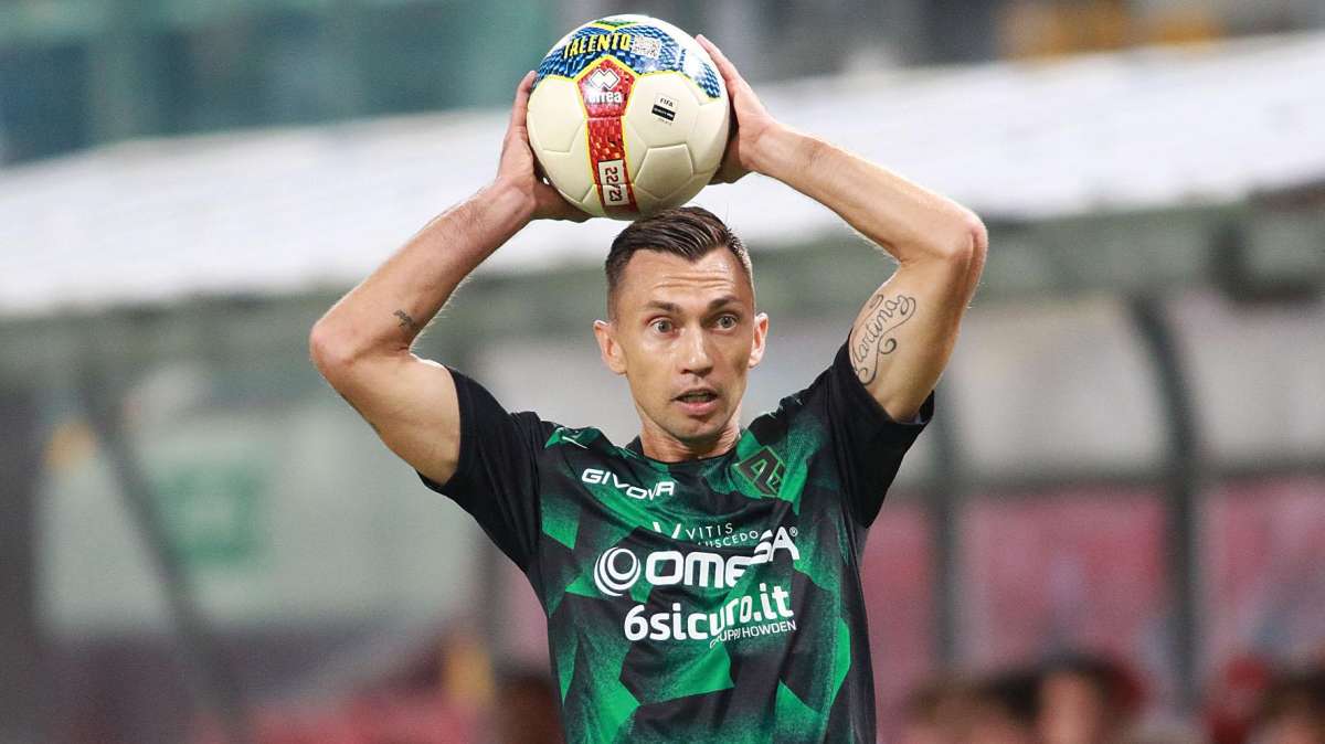 Il difensore Benedetti aspetta di svincolarsi dal Pordenone per dire sì al Benevento