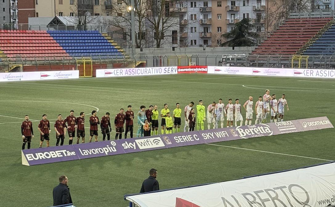 SORRENTO-BENEVENTO 0-2: I GIALLOROSSI SI IMPONGONO E ALLUNGANO ANCORA