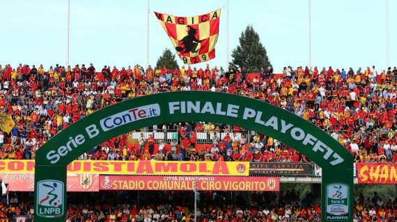 Benevento, è la "notte dei desideri": tutti uniti per conquistare la finale
