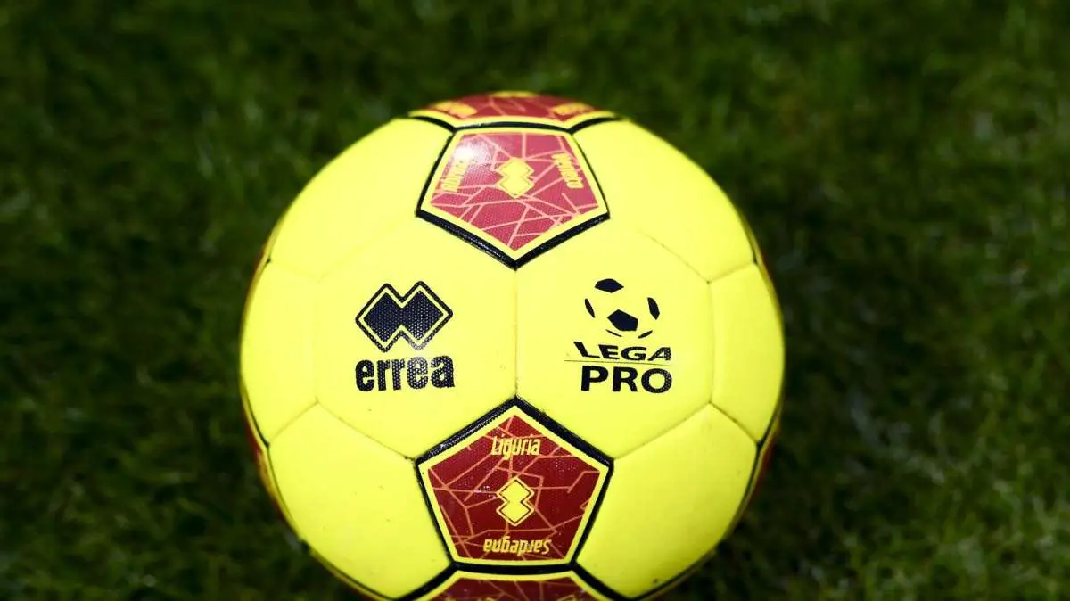 La Juve Stabia piega 3-2 il Taranto e ritorna in zona playoff