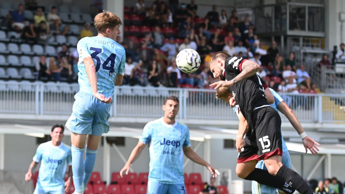 Arezzo, Gigli: "Mancati i tifosi. Perugia? Squadra forte, si sta ritrovando"