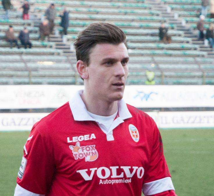 Benevento, sondaggio per un centrocampista della Salernitana