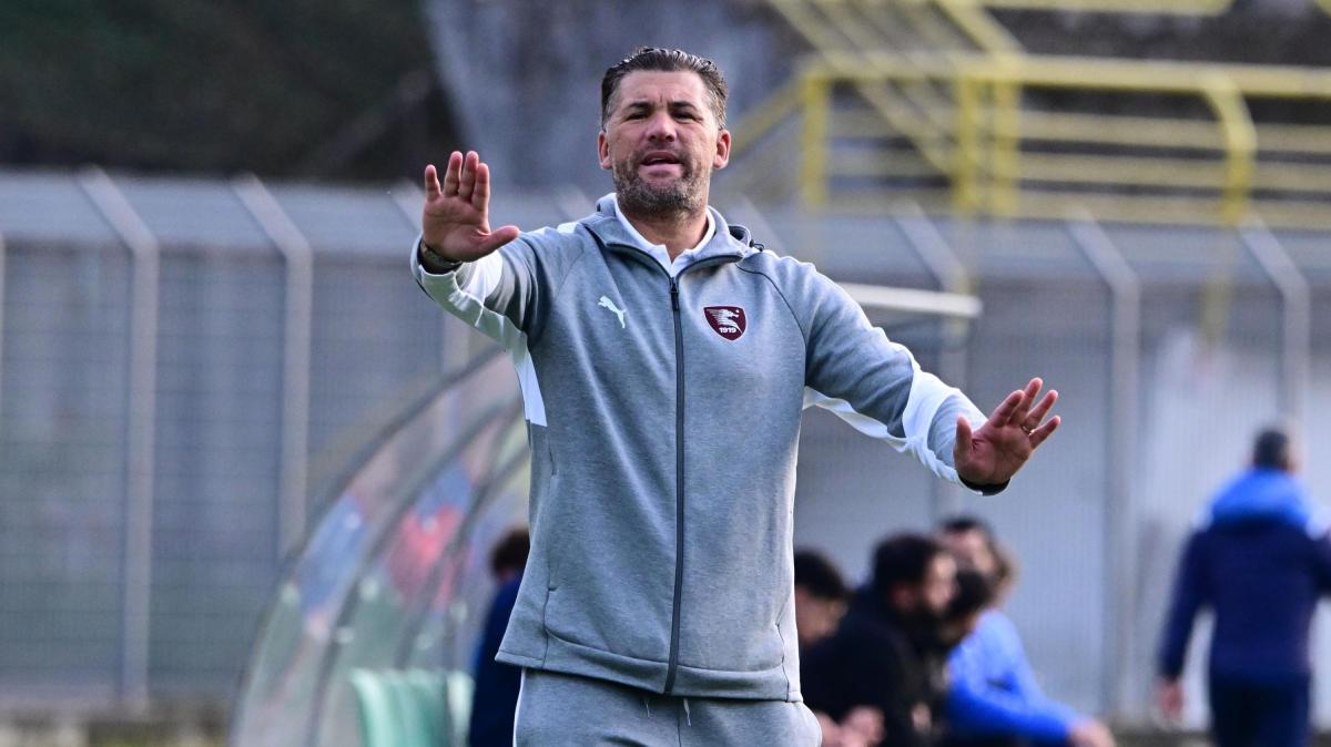 Salernitana, Raffaele rimane in bilico: Stendardo o Caserta in caso di esonero