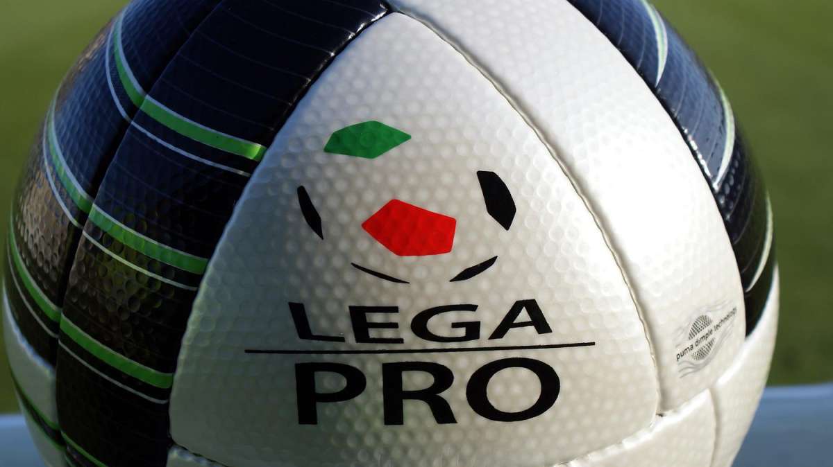 2^ Divisione, Sambonifacese corsara. Batte l'Alessandria e... l'arbitro