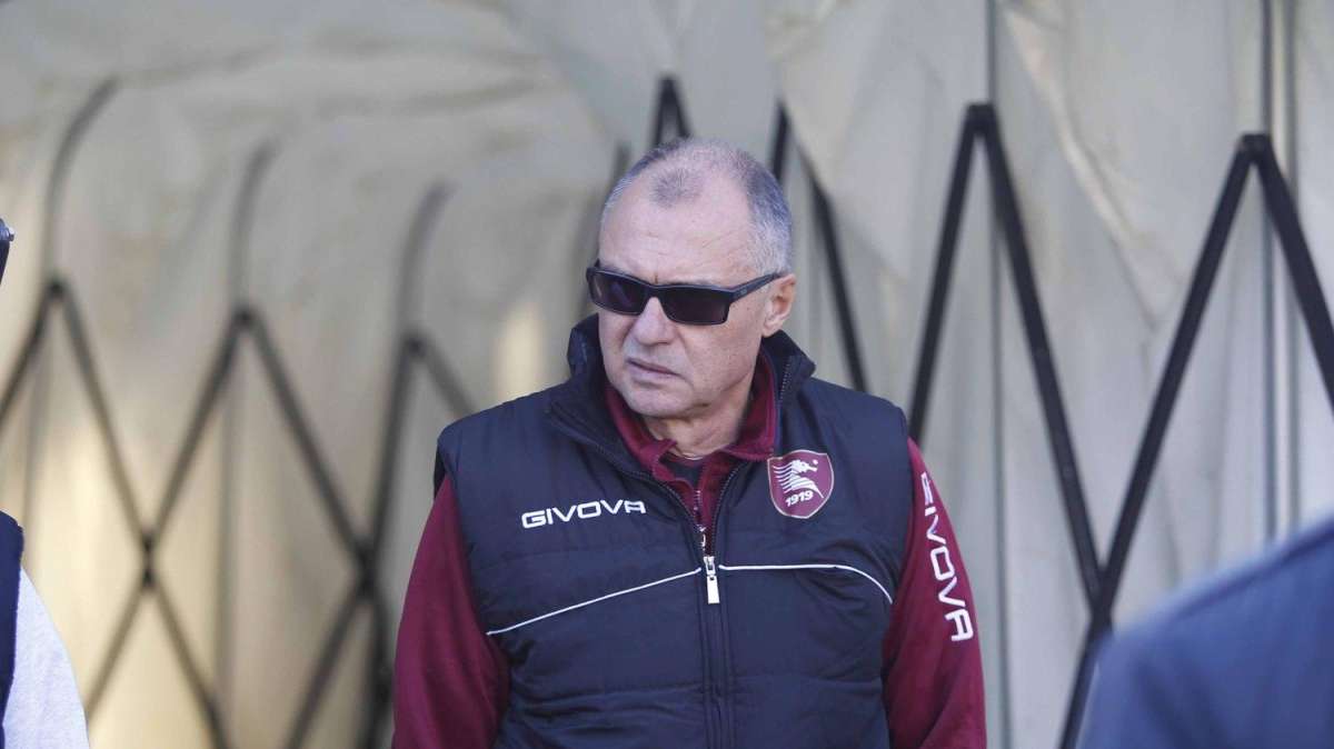 Salernitana, Menichini sotto esame della dirigenza