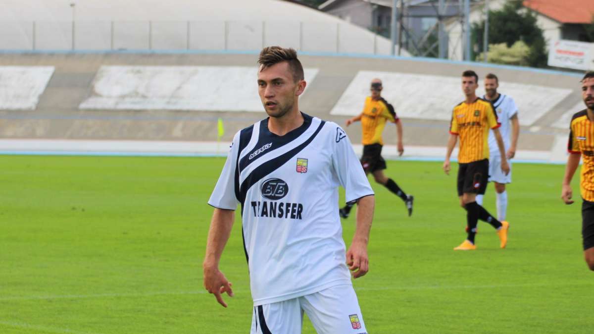 Reggina, è fatta per il terzino