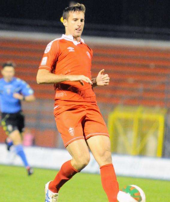 Carrarese, un difensore verso la Serie D