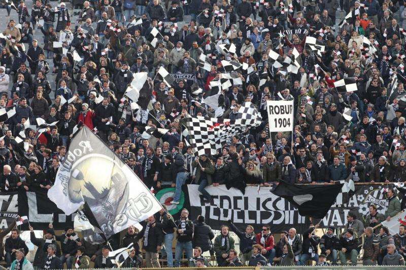 Robur Siena, pres Ponte: "Lavoriamo sotto traccia. Non riconfermeremo giocatori per riconoscenza, vogliamo attaccamento alla maglia"