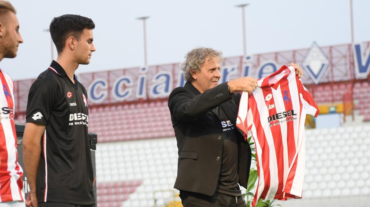 Immagine strip Primo piano n.1