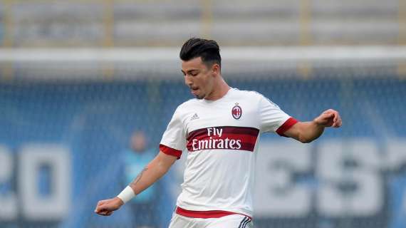 Taranto, il difensore Ivan De Santis vicino al Pompei