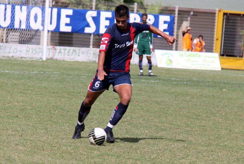 Duello Juve Stabia-Catanzaro per un difensore centrale