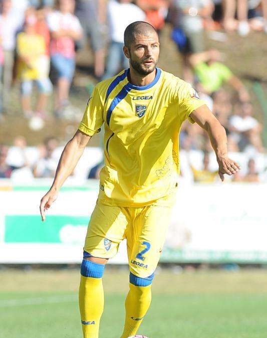 Ascoli, interessa un difensore di Serie A