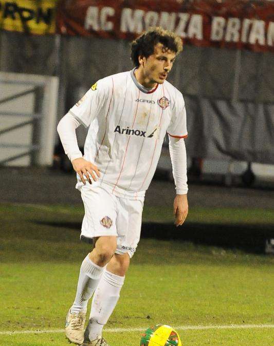 Cremonese, un mediano piace a due club di prima fascia