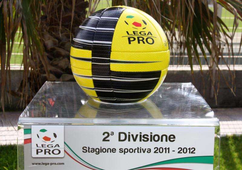 Mentre il Lecco sprofonda nel baratro, la Vigor Lamezia suona la settima