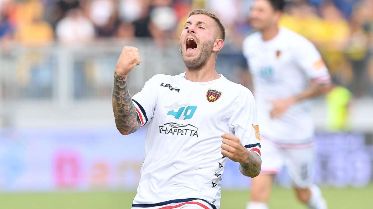 TC - Bari, piace Carretta. Proposto uno scambio con Simeri al Cosenza