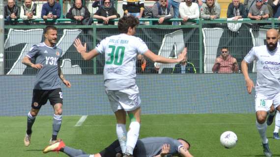 Salernitana, per la difesa obiettivo Dalle Mura del Cosenza