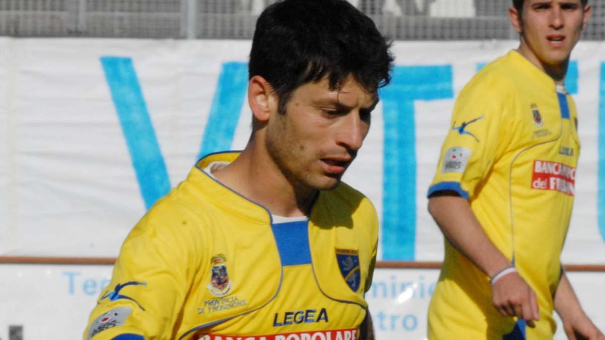 Casertana, pochi giorni e si chiude con l'Andrea Pirlo della Lega Pro