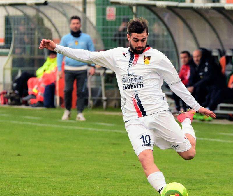 Racing Fondi, due svincolati per l'attacco