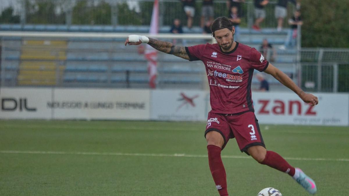 Pontedera, il difensore Vona ceduto in prestito alla Folgore Caratese