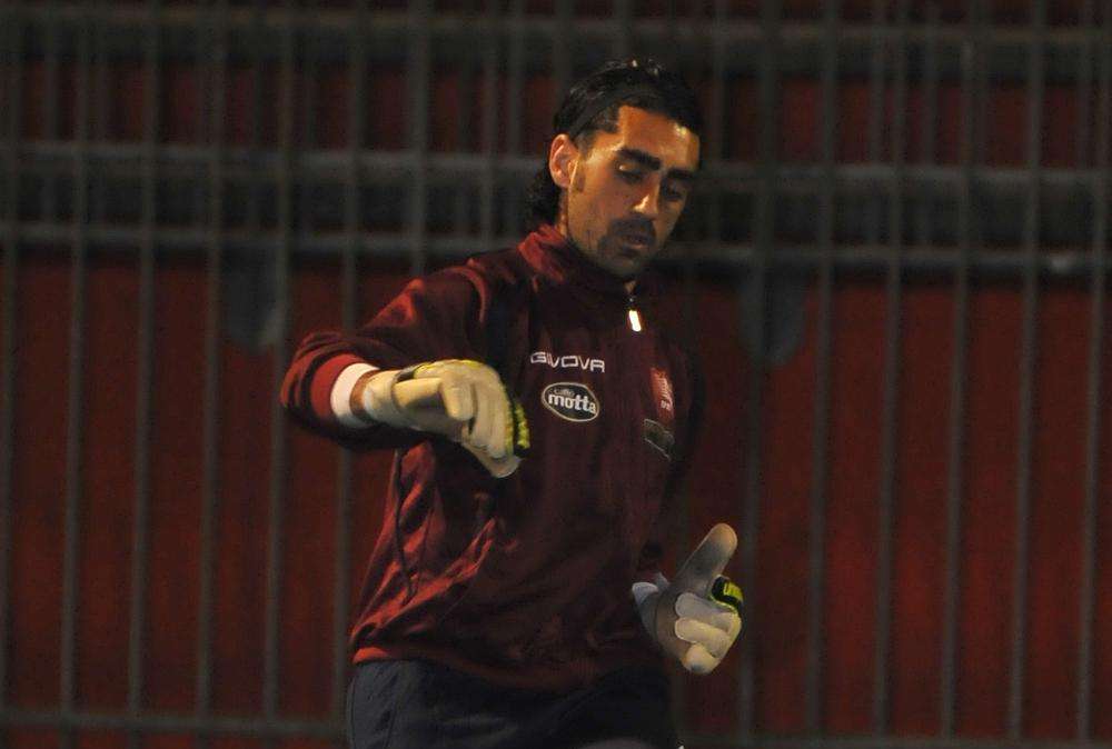 Matera in pressing su un portiere della Salernitana