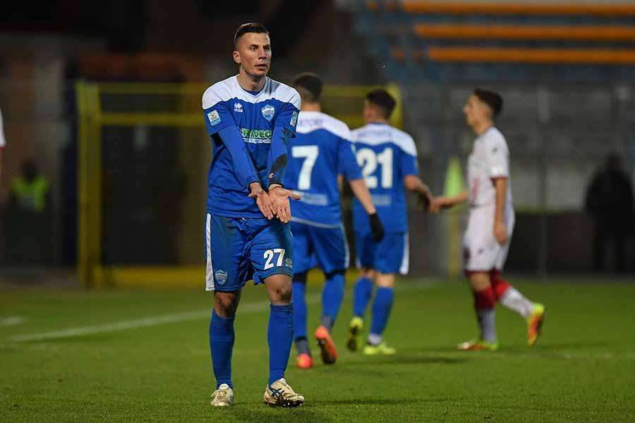 Catanzaro, stretta finale per Casoli e D'Ursi