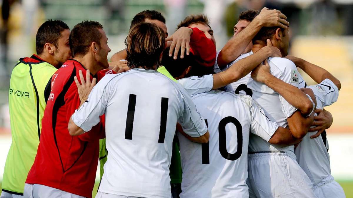 1^ Divisione, Nocerina indenne a Cosenza: allunga a +13