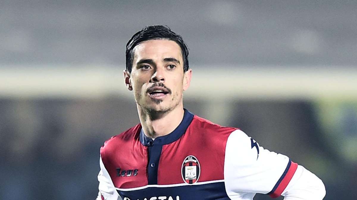 Palermo, fumata nera per Stoian: l'ex Crotone non verrà tesserato