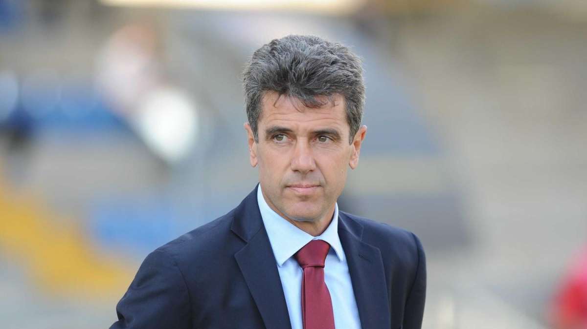 Casertana, si valuta anche Perrone per la panchina