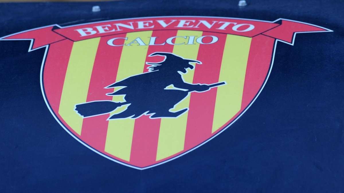 Benevento, caccia a un centrocampista: le idee giallorosse