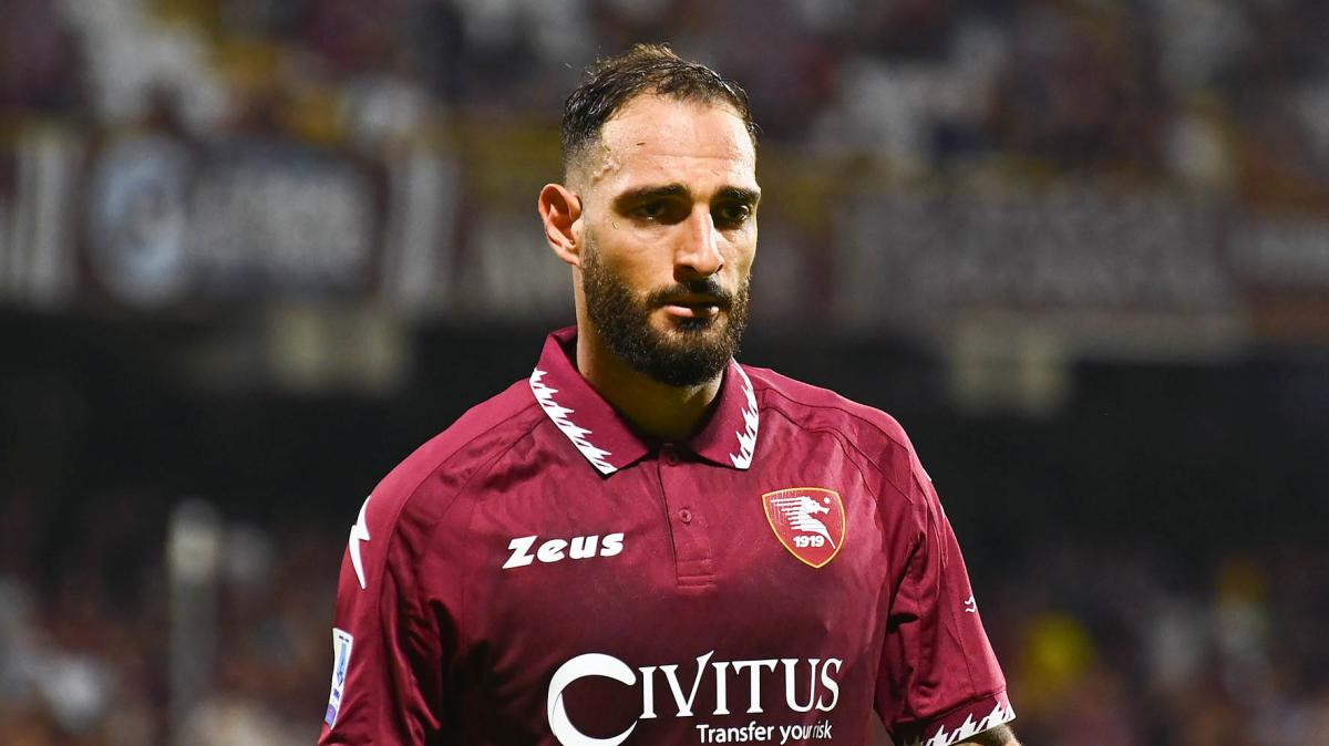 Kastanos: "La tifoseria della Salernitana è devastante, non merita la Serie C"