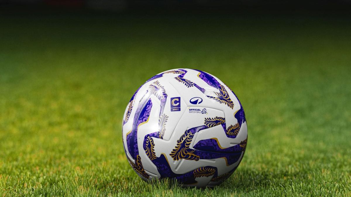 Casertana-Sorrento, partita sospesa per 5 minuti a causa di una fitta grandinata