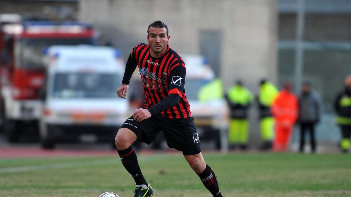 1^ Divisione, Nocerina corsara ad Andria. Decide bomber Evacuo