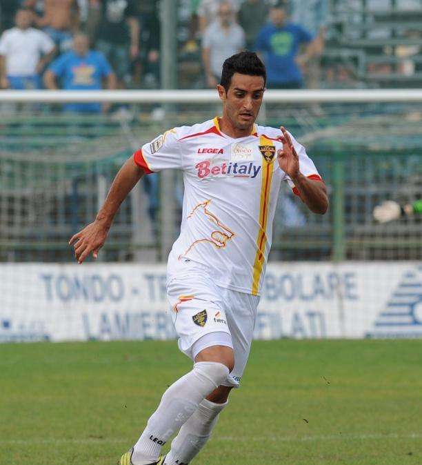 Cremonese, si tenta il colpo di un centrocampista