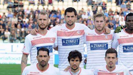 Carrarese, Gnahorè ad un passo dalla Serie A