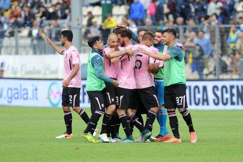 Palermo, quasi un milione di euro per De Zerbi