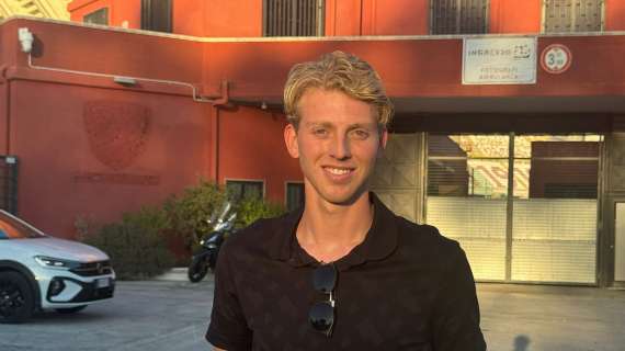 Salernitana, ecco De Boer. Le prime parole: "Ho tanta voglia di iniziare"