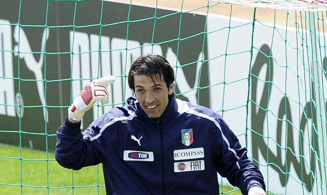 LIVE TLP HILTON - Carrarese-Buffon: ecco la verità