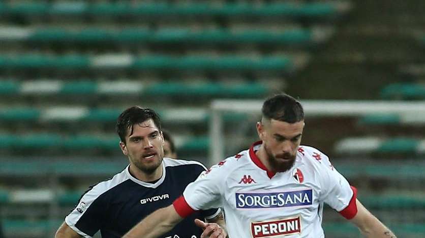 Bari, Sabbione: "Dispiace per Minelli, giocheremo anche per lui"