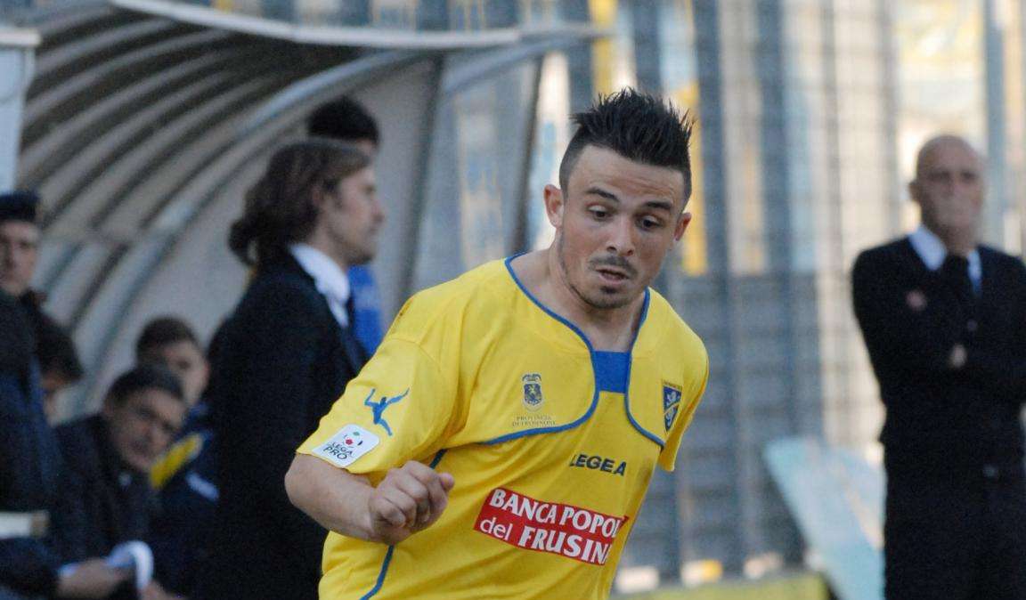 Cosenza, un ex Frosinone nel mirino